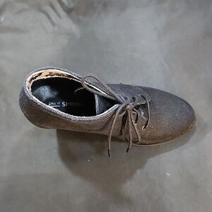 CALL IT SPRING LACE UP BLOCK HEEL ROUND-TOE WOMEN'S BOOTIE